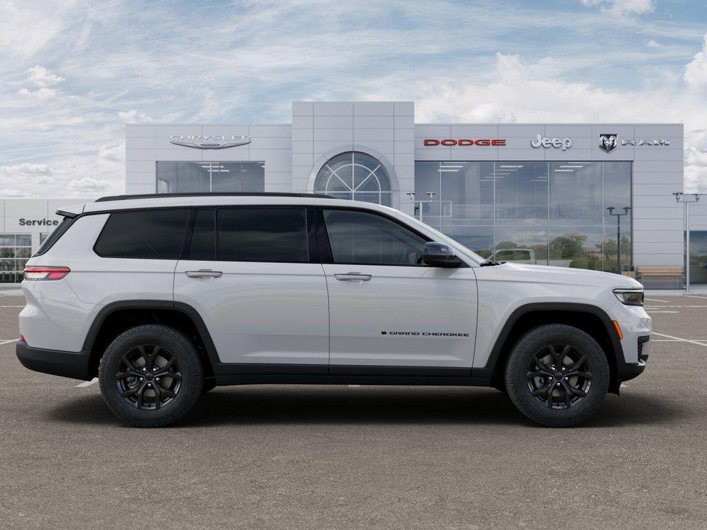 new 2025 Jeep Grand Cherokee L car, priced at $39,942