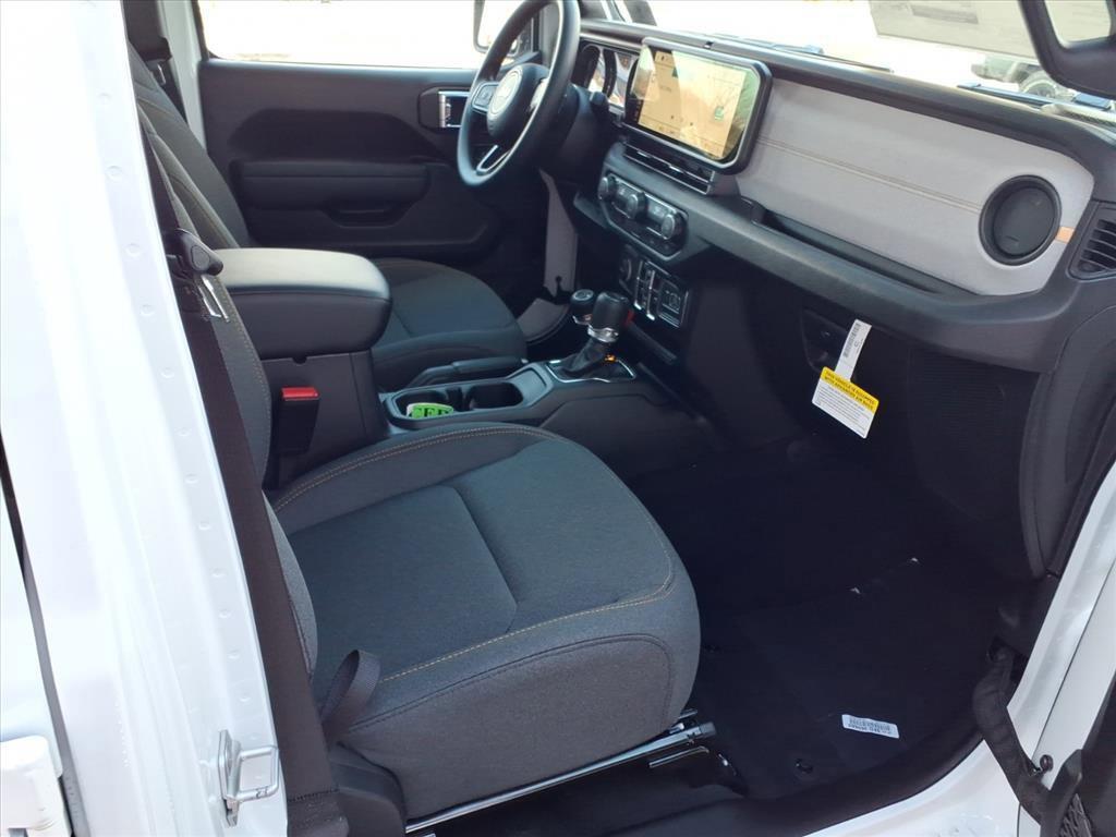 new 2026 Jeep Gladiator car, priced at $40,693