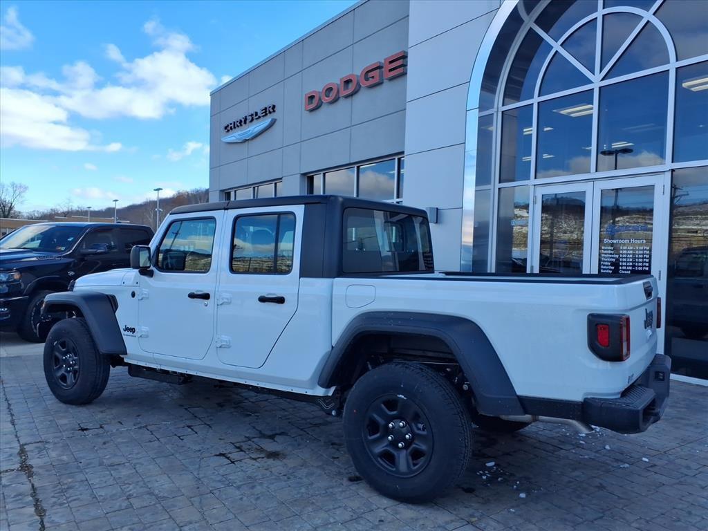 new 2026 Jeep Gladiator car, priced at $40,693