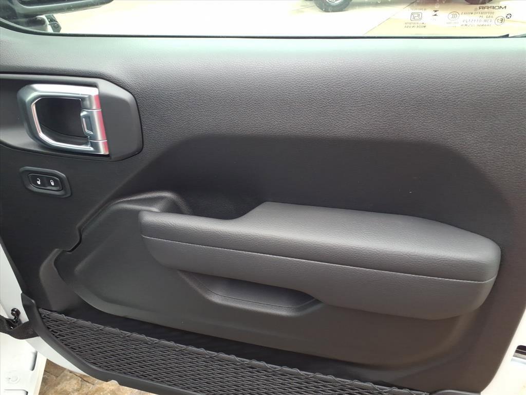 new 2026 Jeep Wrangler car, priced at $37,478