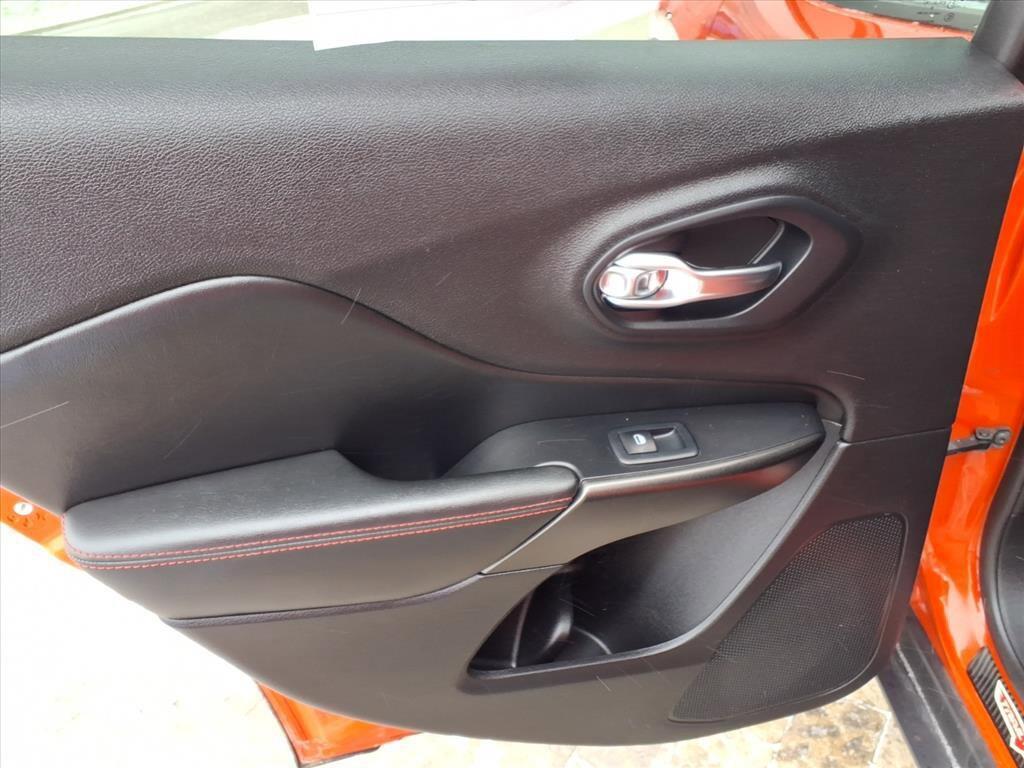 used 2021 Jeep Cherokee car, priced at $18,208