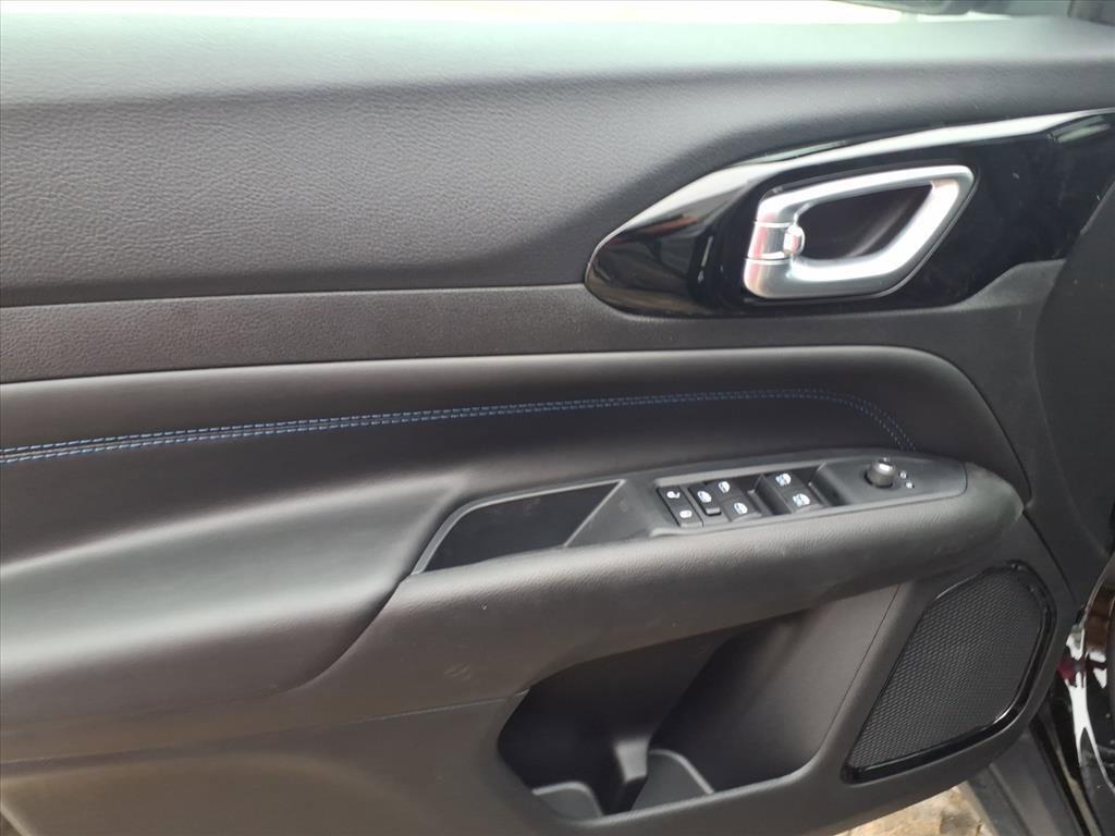 new 2026 Jeep Compass car, priced at $30,197