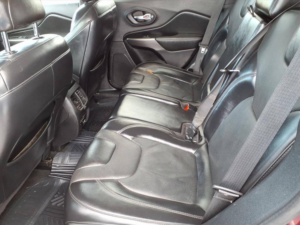 used 2020 Jeep Cherokee car, priced at $15,892