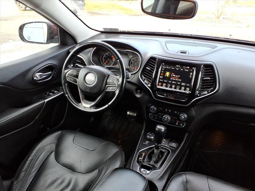 used 2020 Jeep Cherokee car, priced at $15,892