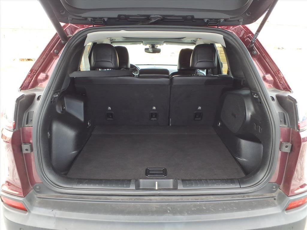 used 2020 Jeep Cherokee car, priced at $15,892