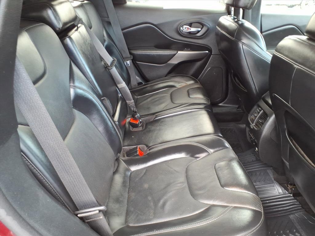 used 2020 Jeep Cherokee car, priced at $15,892