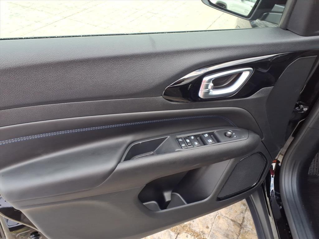 new 2026 Jeep Compass car, priced at $30,197