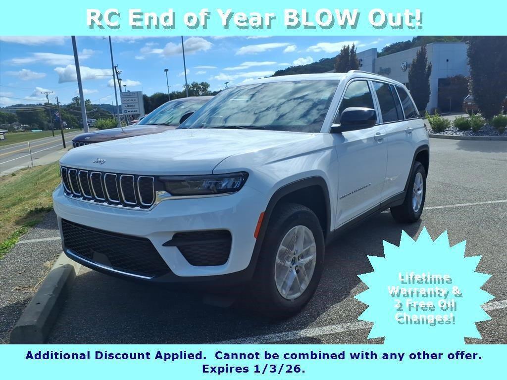 new 2025 Jeep Grand Cherokee car, priced at $32,184