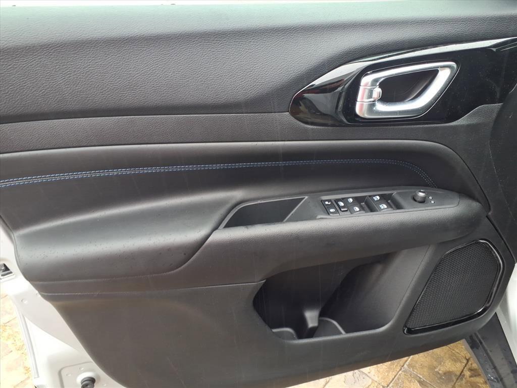 new 2026 Jeep Compass car, priced at $29,697