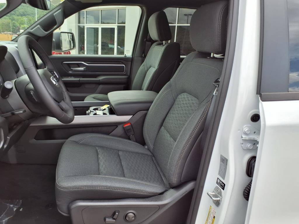 new 2025 Ram 1500 car, priced at $45,435