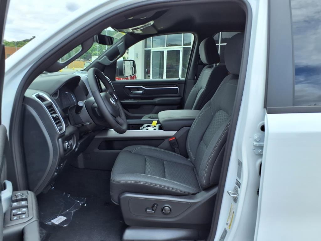 new 2025 Ram 1500 car, priced at $45,435