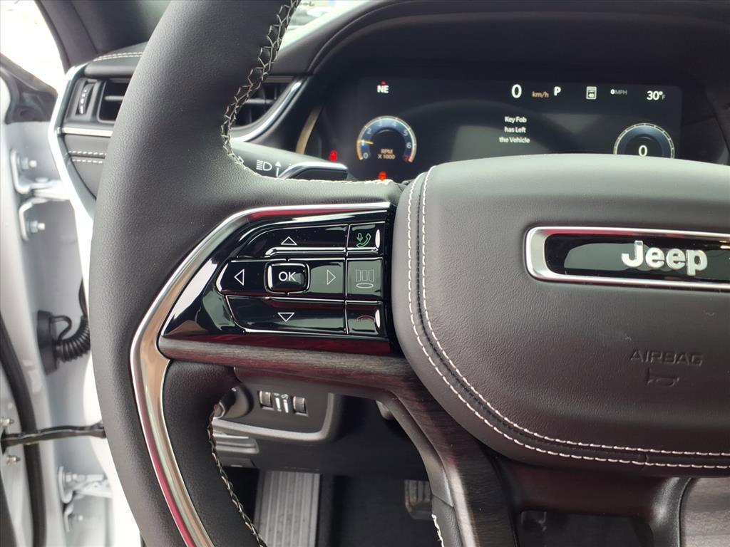 new 2025 Jeep Grand Cherokee car, priced at $52,818