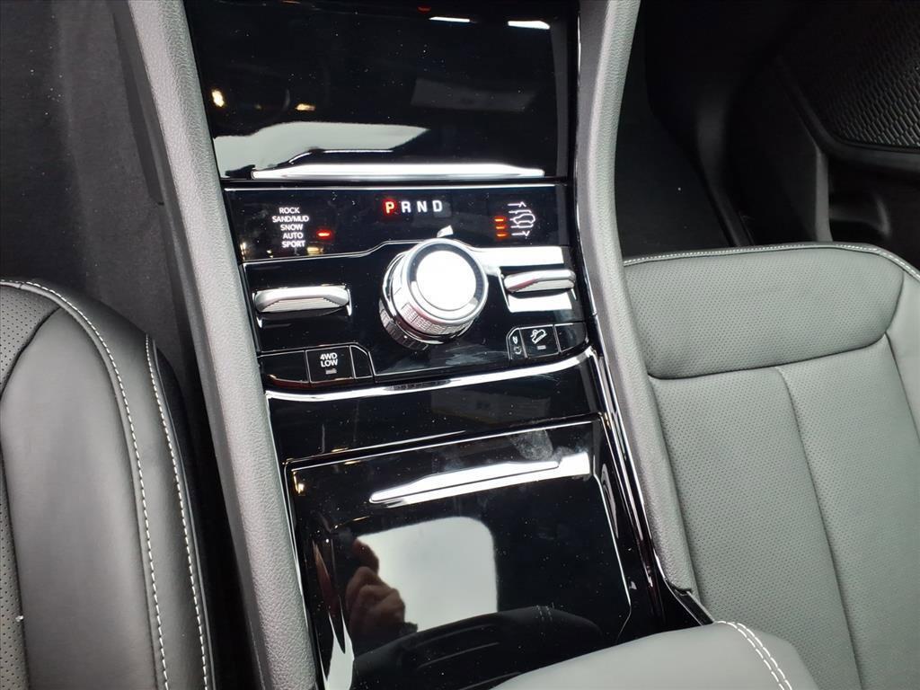 new 2025 Jeep Grand Cherokee car, priced at $52,818