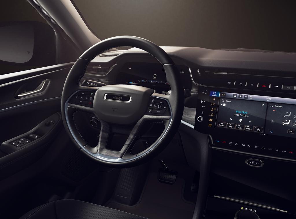 new 2026 Jeep Grand Cherokee car, priced at $47,430