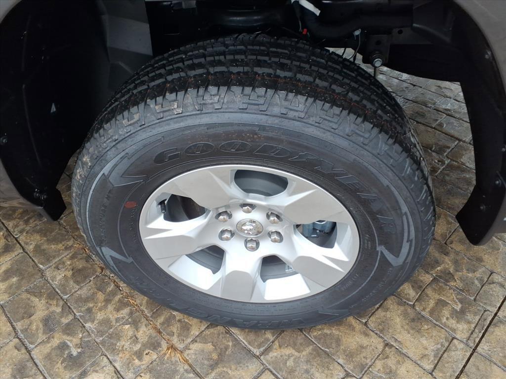 new 2025 Ram 1500 car, priced at $42,559