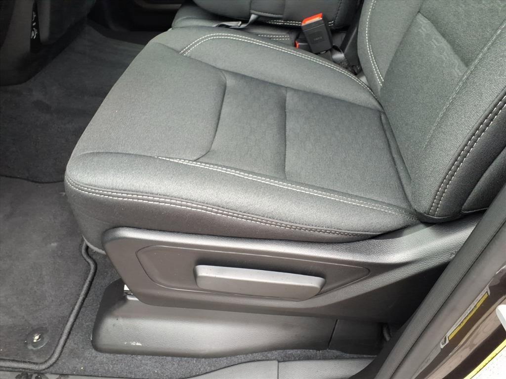 new 2025 Ram 1500 car, priced at $42,559