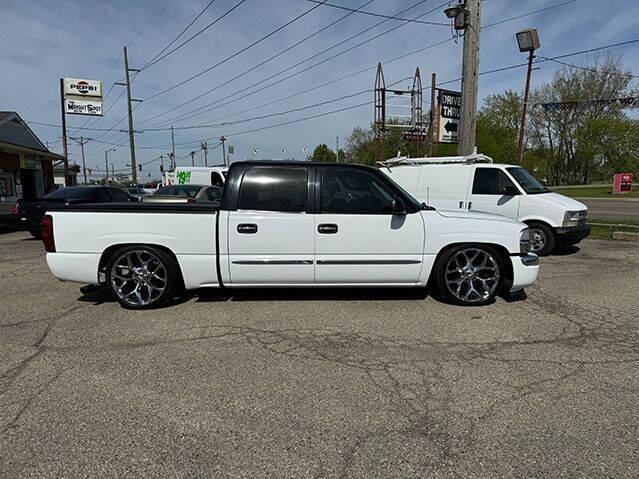 used 2007 GMC Sierra 1500 car, priced at $11,495