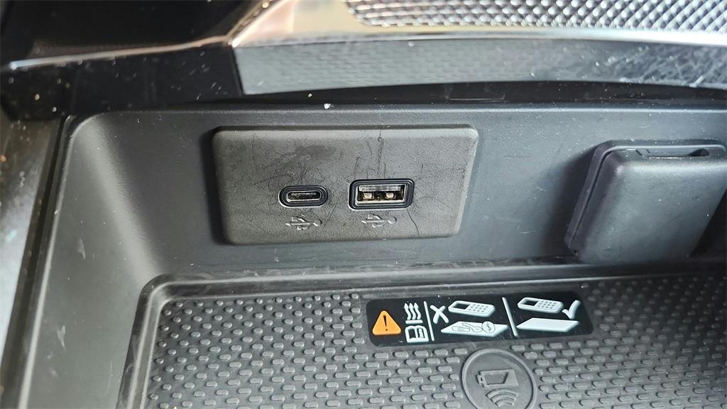 used 2025 Buick Envision car, priced at $27,340