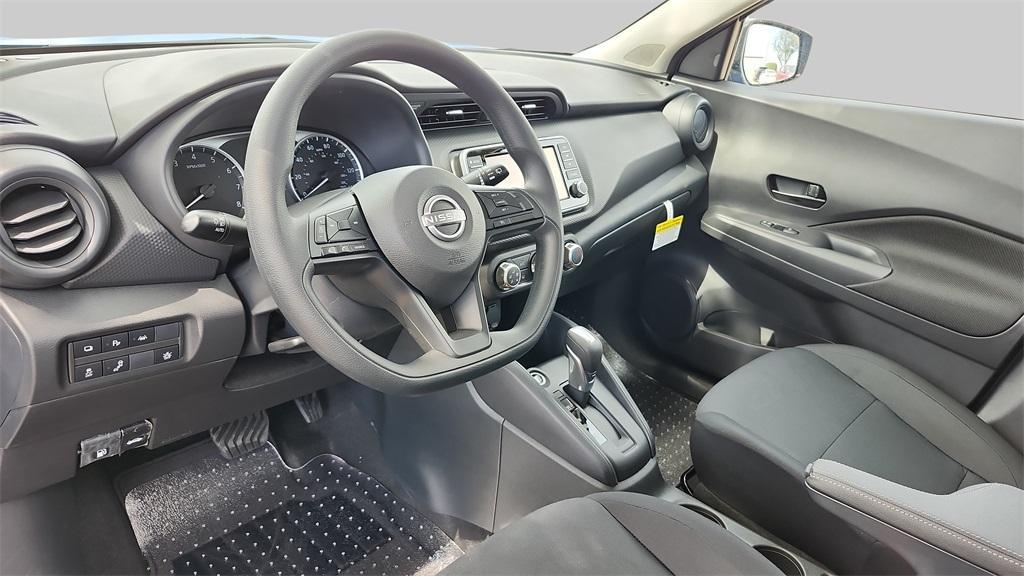 new 2025 Nissan Kicks Play car, priced at $20,347