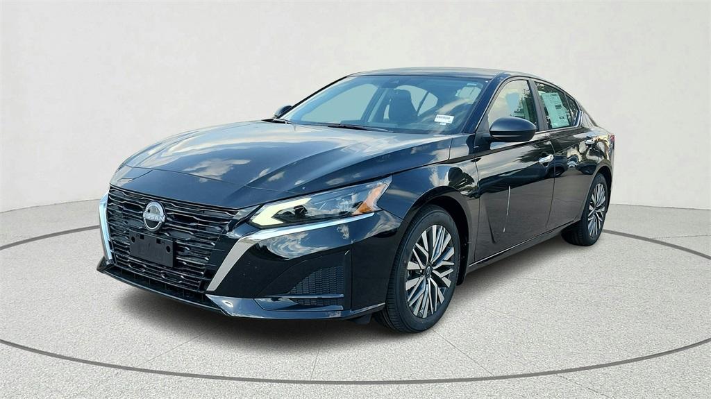 new 2025 Nissan Altima car, priced at $24,617