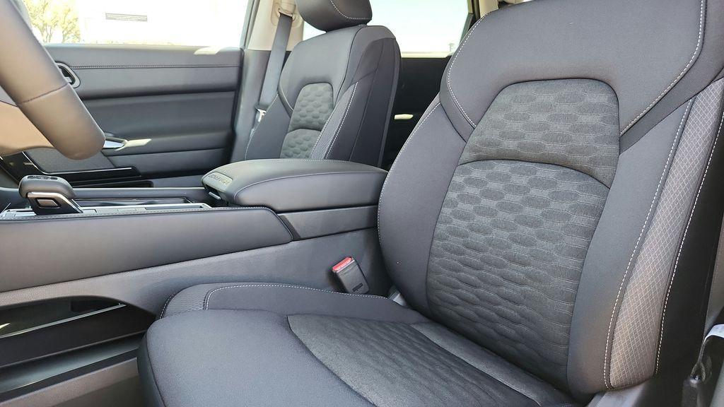 new 2026 Nissan Pathfinder car, priced at $40,359