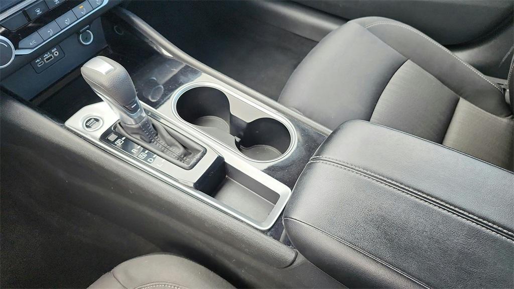 used 2024 Nissan Altima car, priced at $16,520