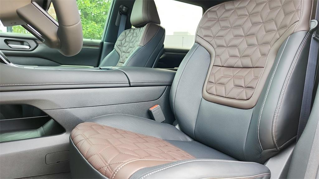 new 2025 Nissan Armada car, priced at $74,511