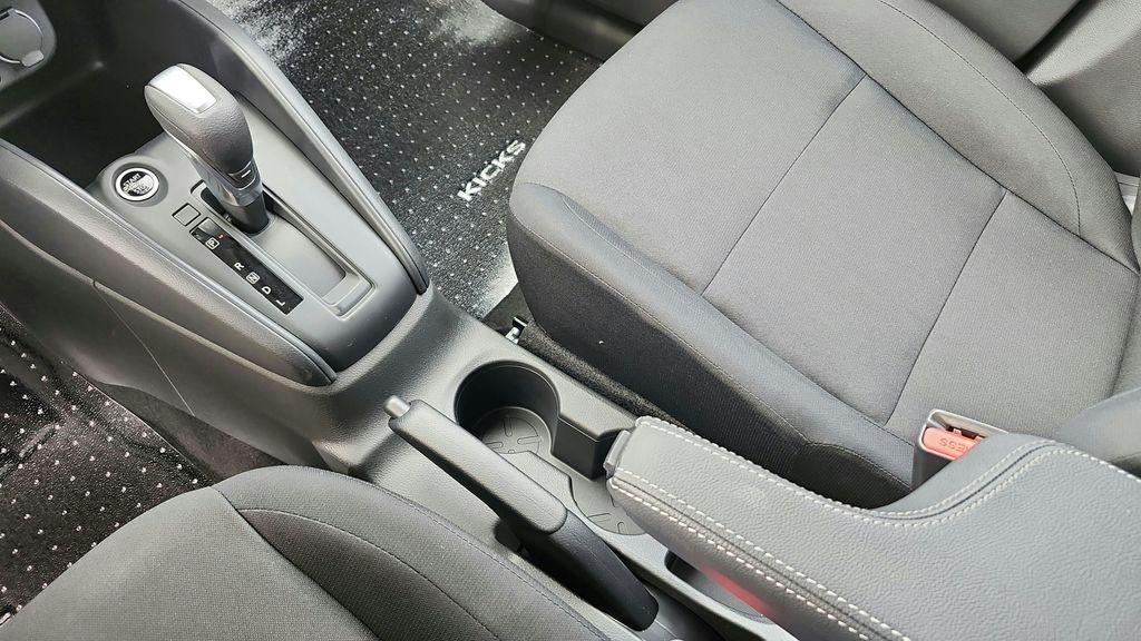 new 2025 Nissan Kicks Play car, priced at $20,802