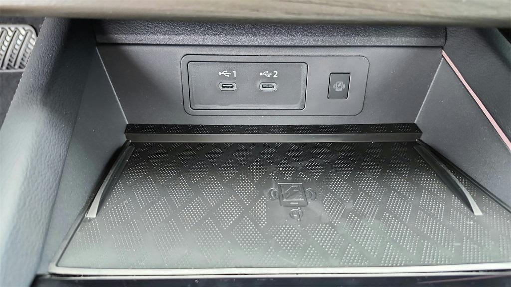 new 2025 Nissan Murano car, priced at $43,557