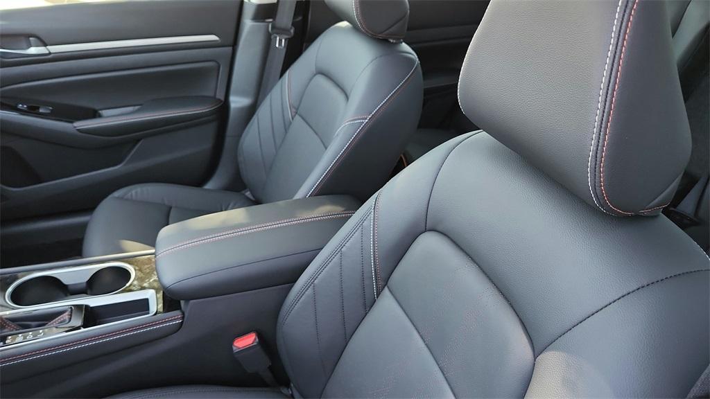 new 2025 Nissan Altima car, priced at $29,574