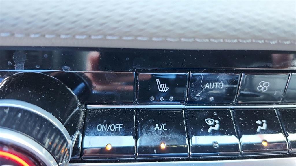 used 2025 Chevrolet Equinox car, priced at $24,697