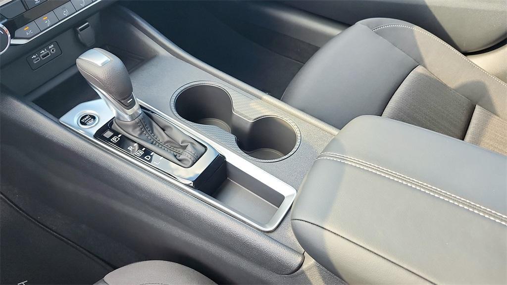 new 2025 Nissan Altima car, priced at $24,946