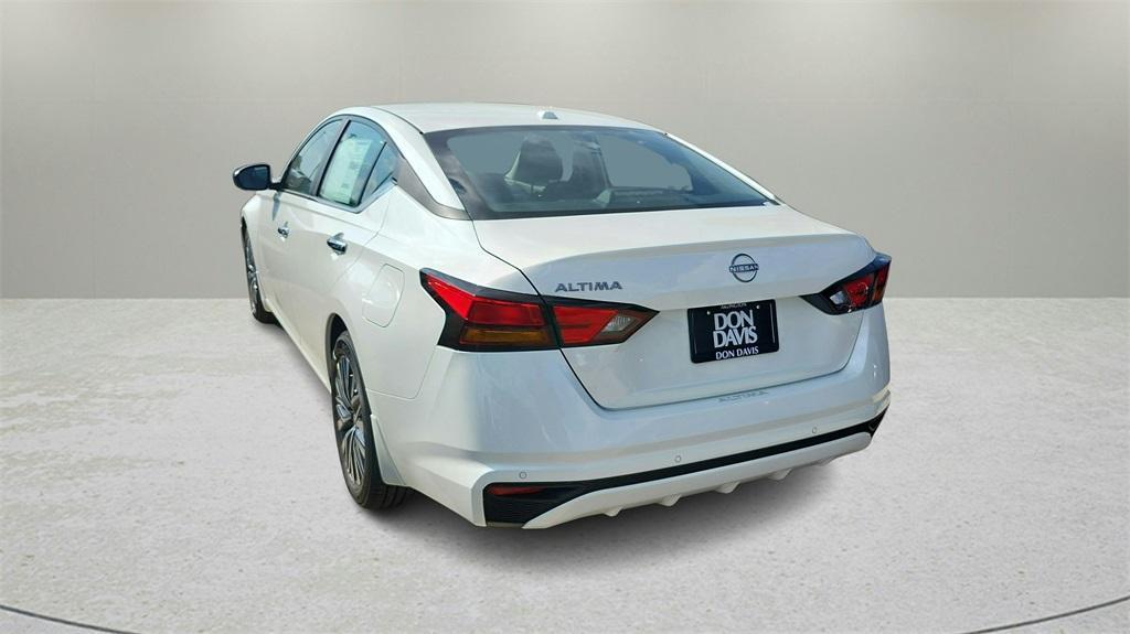 new 2025 Nissan Altima car, priced at $24,946