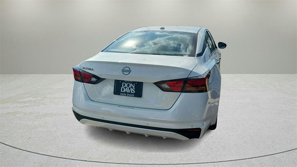 new 2025 Nissan Altima car, priced at $24,946