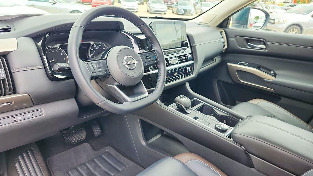 used 2023 Nissan Pathfinder car, priced at $34,153