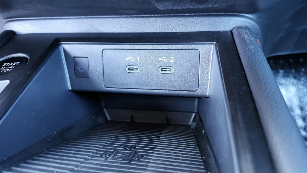 new 2025 Nissan Kicks car, priced at $25,319