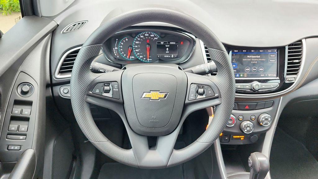 used 2022 Chevrolet Trax car, priced at $15,115