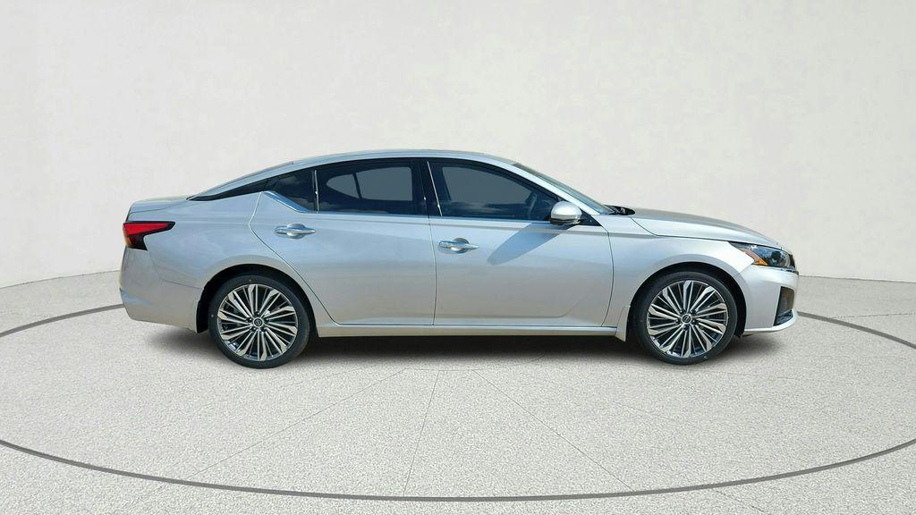 new 2025 Nissan Altima car, priced at $28,561