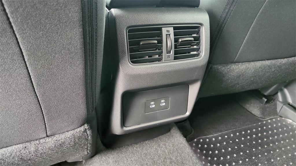 new 2026 Nissan Rogue car, priced at $31,016