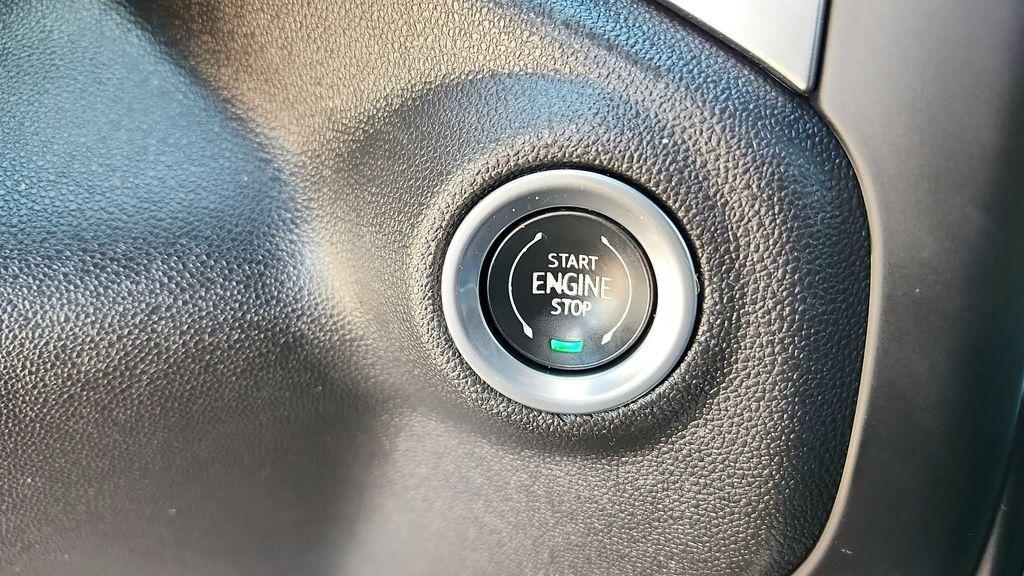 used 2021 Chevrolet Silverado 1500 car, priced at $40,072