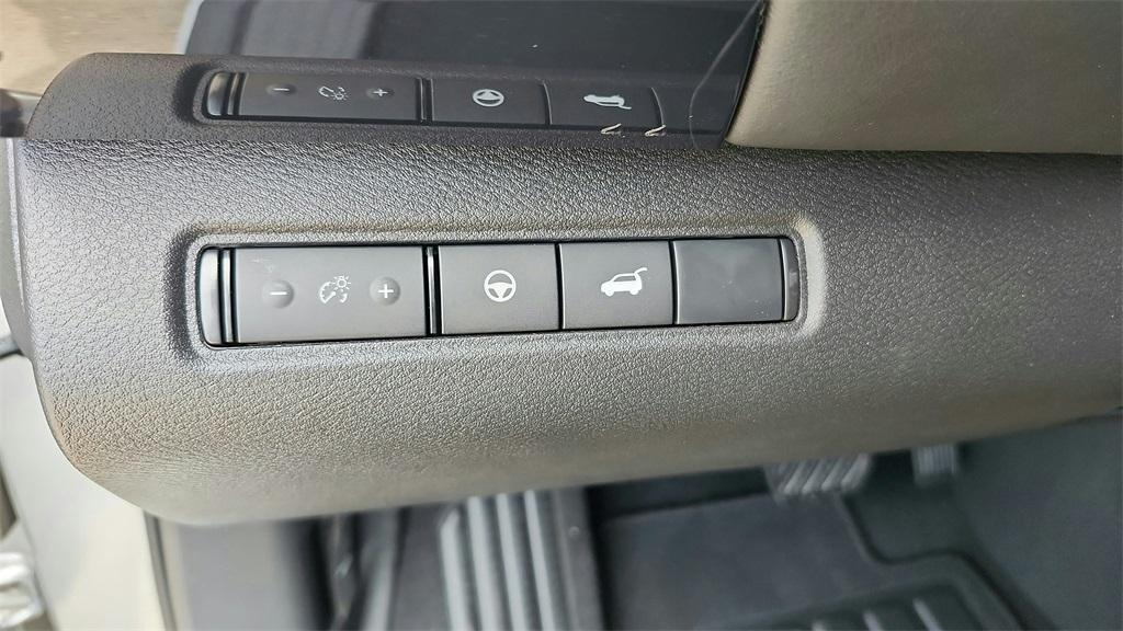 new 2025 Nissan Pathfinder car, priced at $36,866