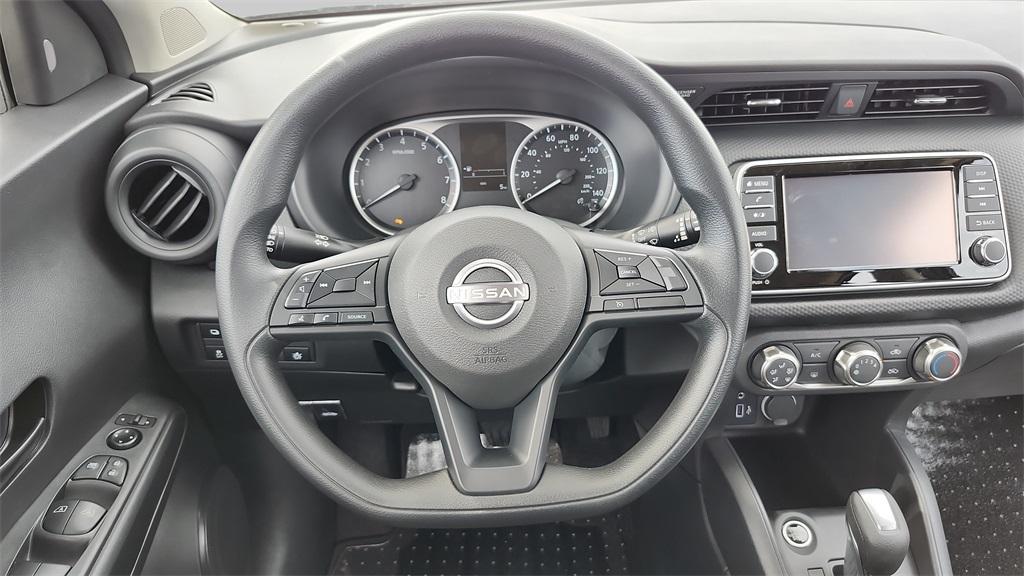 new 2025 Nissan Kicks Play car, priced at $19,647