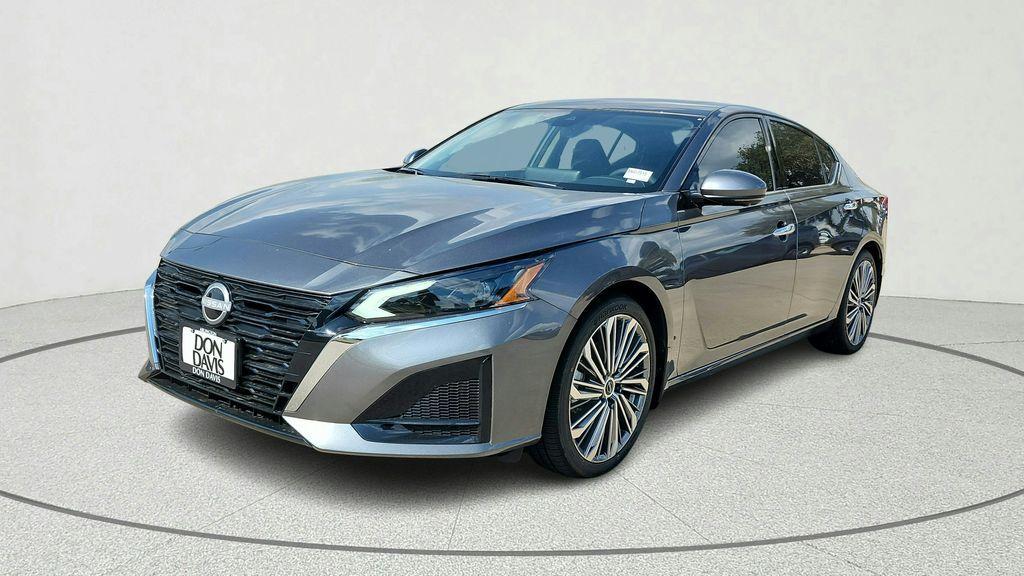new 2025 Nissan Altima car, priced at $31,240