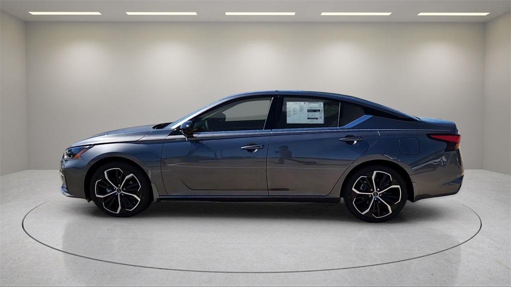 new 2025 Nissan Altima car, priced at $29,574