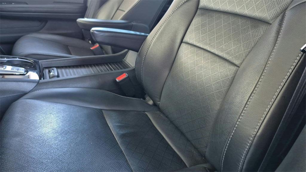 used 2022 Honda Passport car, priced at $32,455