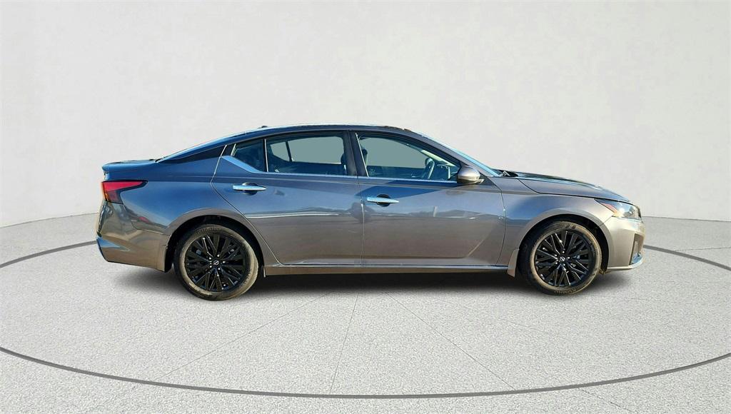 new 2025 Nissan Altima car, priced at $25,678