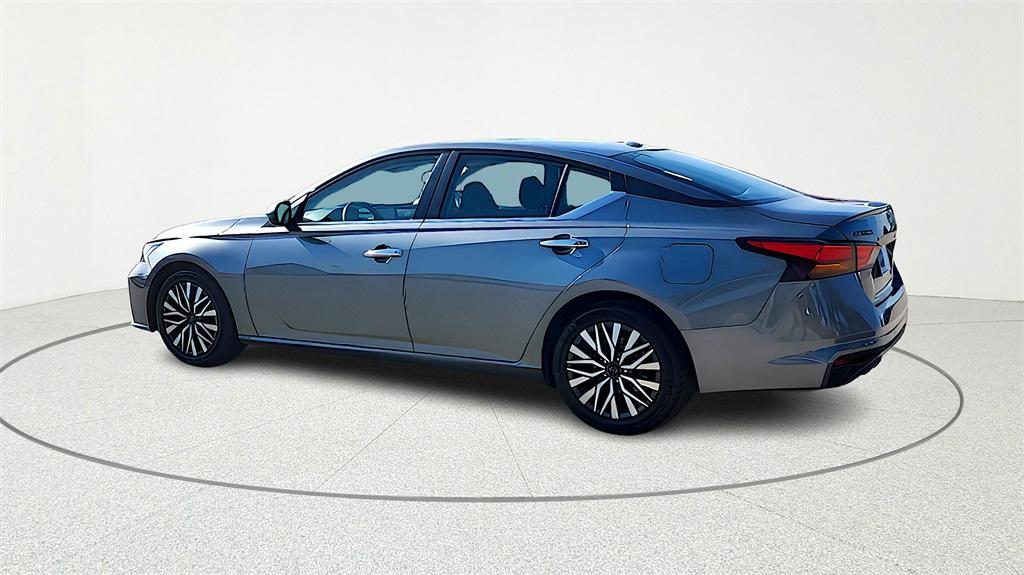 used 2023 Nissan Altima car, priced at $19,120