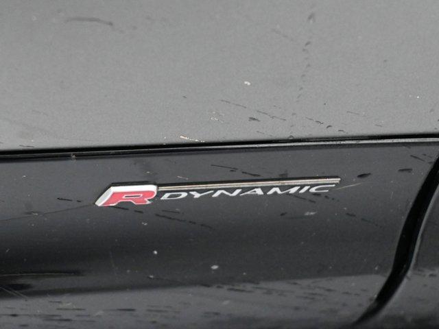 used 2022 Land Rover Discovery car, priced at $33,738