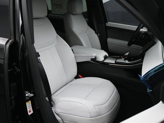 new 2025 Land Rover Range Rover Sport car