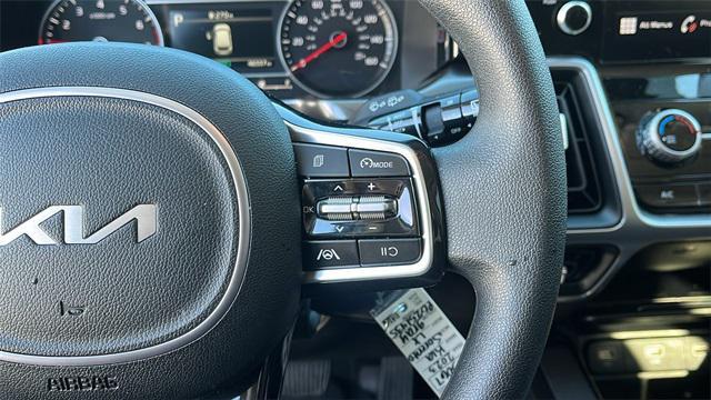 used 2023 Kia Sorento car, priced at $22,995